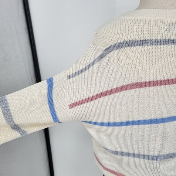 American Eagle Striped Knit Sweater V Neck Slouchy Cream Pink Blue Small - Picture 7 of 8